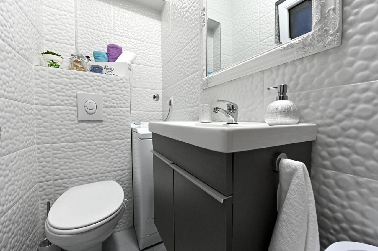 Studio Apartman Sandra, อิโมตสกี ภายนอก รูปภาพ
