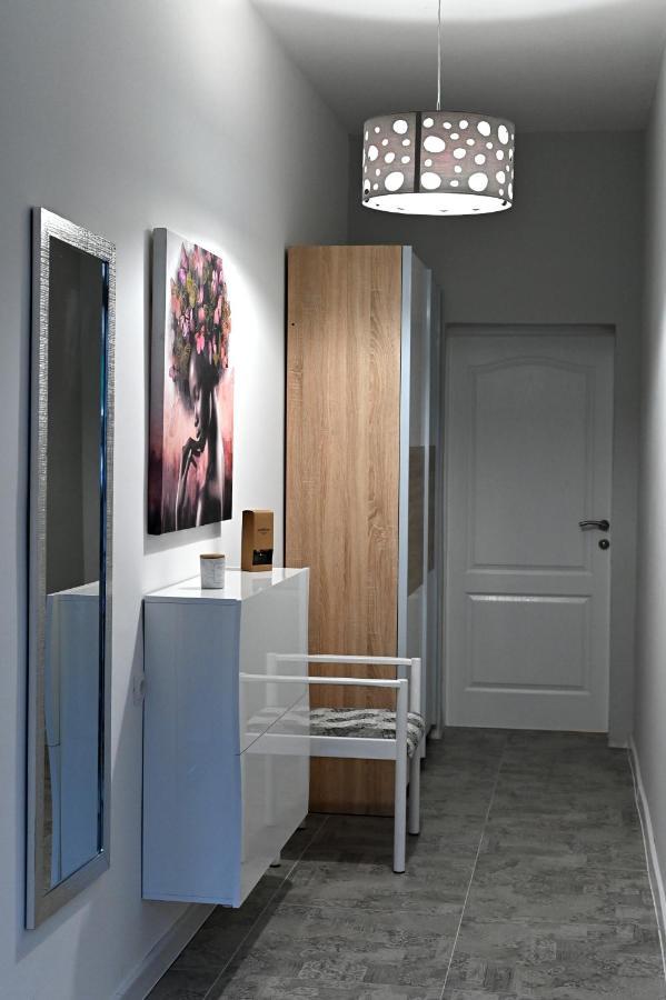 Studio Apartman Sandra, อิโมตสกี ภายนอก รูปภาพ