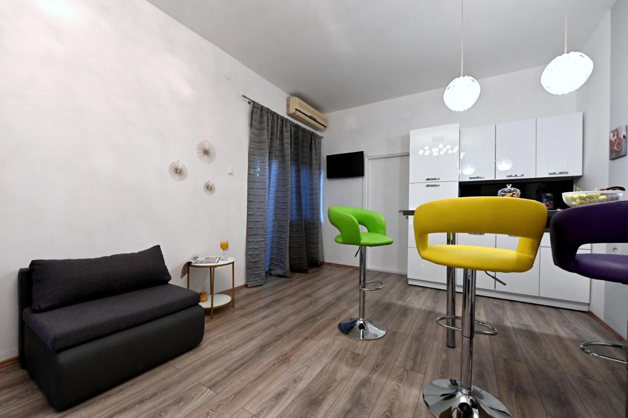 Studio Apartman Sandra, อิโมตสกี ภายนอก รูปภาพ